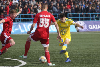 Фотография к новости: Футболисты "Астаны" потеряли первые очки, но вышли на первое место