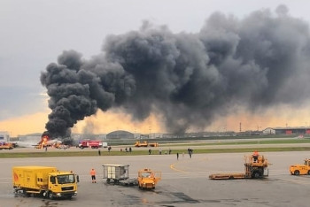 Фотография к новости: 13 человек погибли при аварийной посадке самолета в аэропорту Шереметьево 