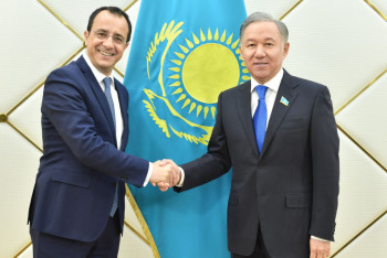 Фотография к новости: Нигматулин: межпарламентские связи между Казахстаном и Кипром будут укрепляться