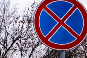 Фотография к новости: После жалобы министру на неправильную парковку оштрафованы карагандинские полицейские