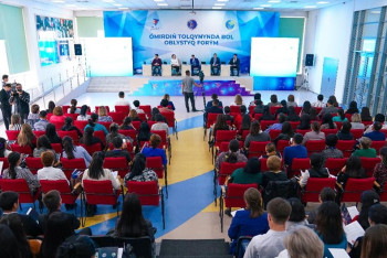 Фотография к новости: Представители молодежи Талдыкоргана обсудили проблему подростковых суицидов