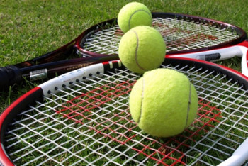 Фотография к новости: Малыши из садика в СКО могут заниматься большим теннисом 