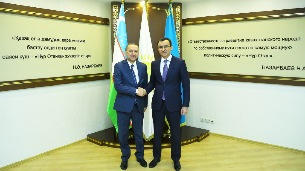  пресс-служба Nur Otan