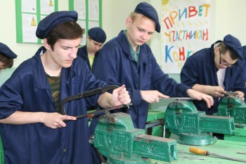 Фотография к новости: В ЗКО 155 студентов колледжей соревнуются в рабочих профессиях