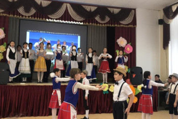 Фотография к новости: В IT - лицее  Актау создали детскую Ассамблею народа Казахстана