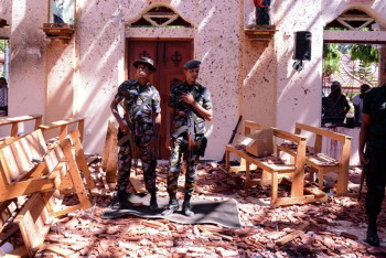 Фотография к новости: Полиция Шри-Ланки задержала грузовик, который могли использовать для терактов