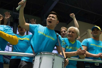 Фотография к новости: Более 250 казахстанцев поддержат сборную в матче Кубка Федерации по теннису в Лондоне