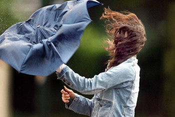 Фотография к новости: Штормовое предупреждение объявлено в четырех областях Казахстана