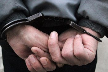 Фотография к новости: Казахстанец проглотил сверток с наркотиками чтобы избежать наказания