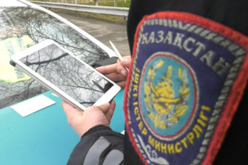 Фотография к новости: Американку восхитили полицейские Атырау