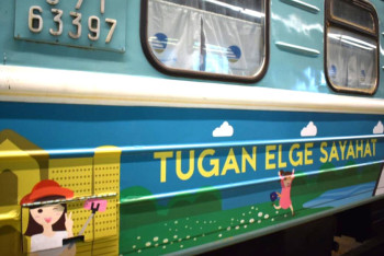 Фотография к новости: В Казахстане стартует новый сезон детского экскурсионного поезда 