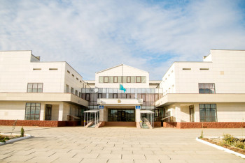 Фотография к новости: Мажилисмены посетили Детский центр специальных соцуслуг в Кызылорде