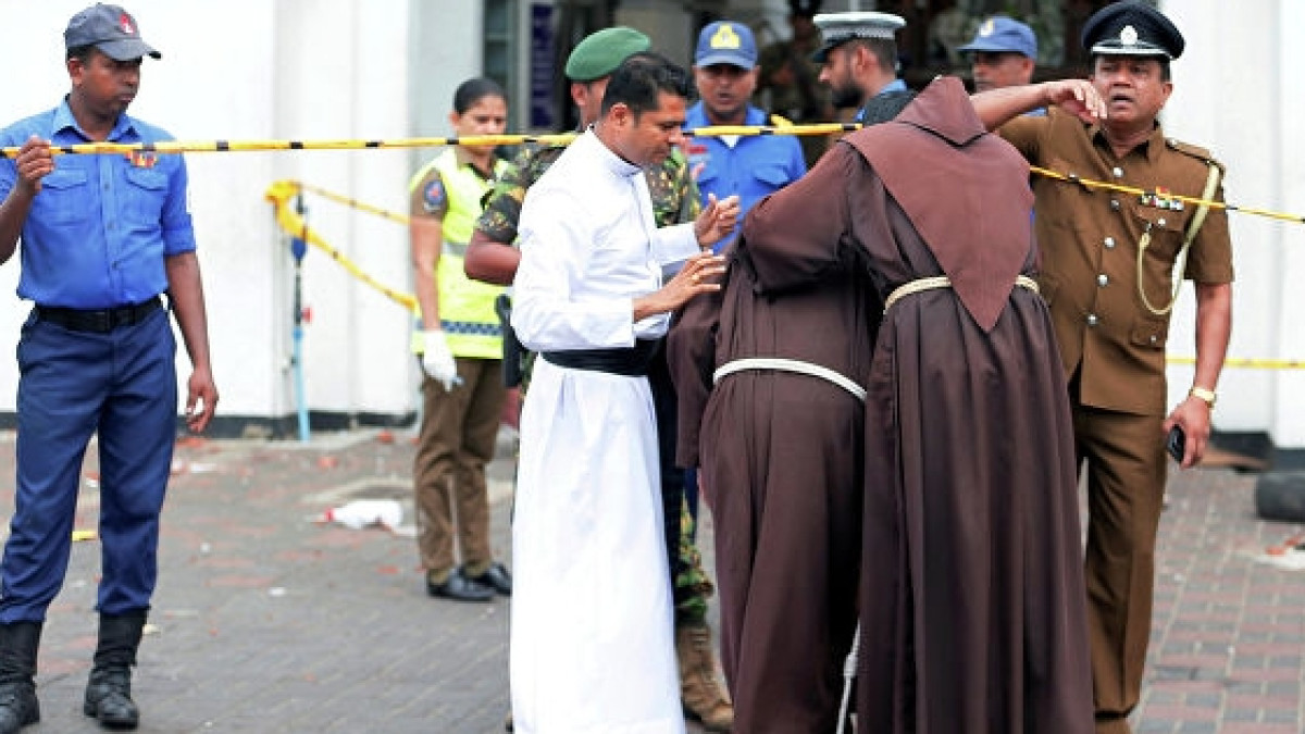  REUTERS / Dinuka Liyanawatte