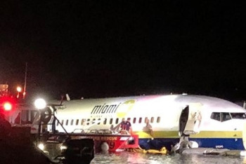 Фотография к новости: Во Флориде Boeing 737 с пассажирами упал в реку