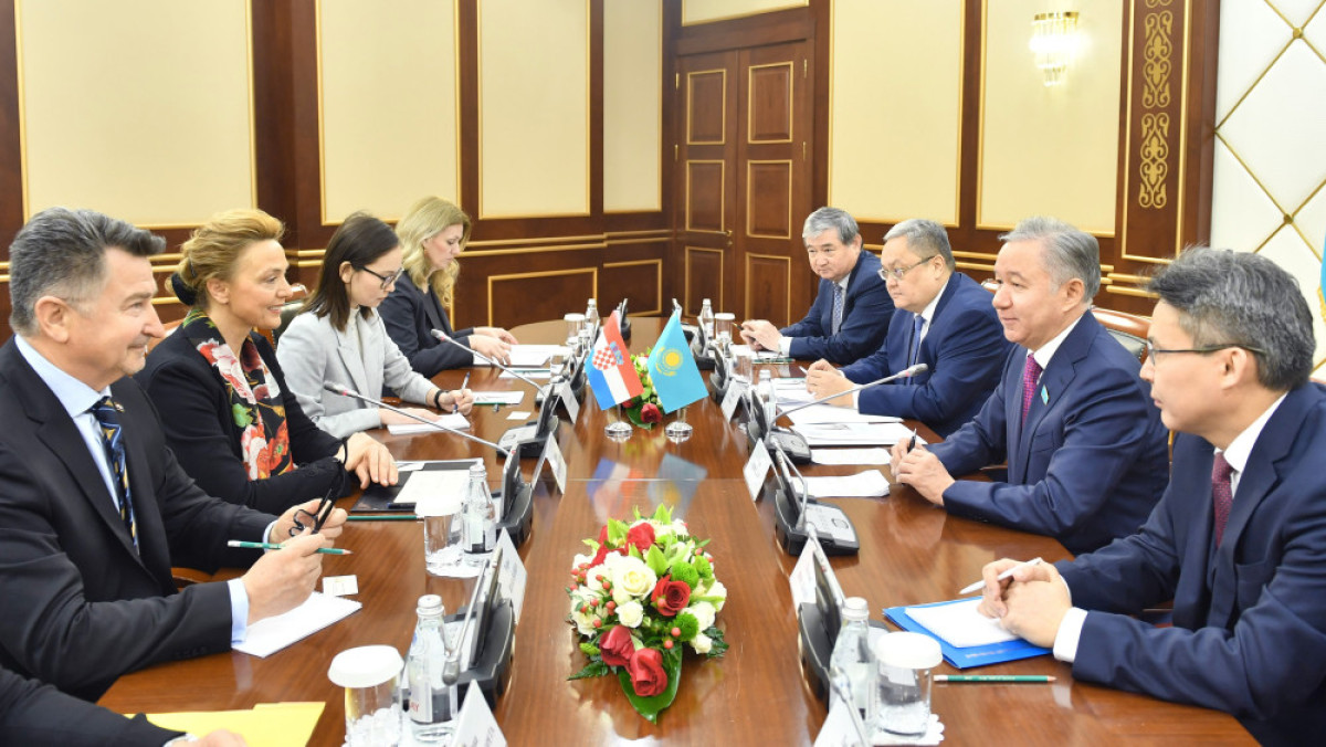  Пресс-служба Мажилиса Парламента РК