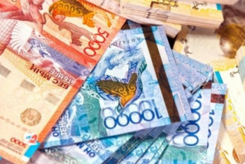 Фотография к новости: Вкладчиков трех закрытых казахстанских банков просят забрать деньги