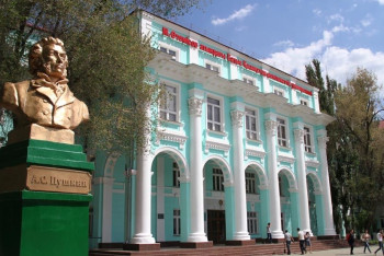 Фотография к новости: Депутаты Мажилиса взяли на контроль просьбу студентов Уральска 