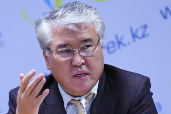 Фотография к новости: Мухамедиулы прокомментировал конфликт солиста Дос-Мукасан с сотрудницей компании "Эйр Астана"