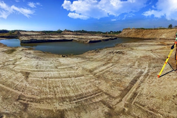 Фотография к новости: В Казахстане женщины-геологи зарабатывают больше мужчин – исследование