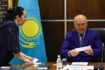 Фотография к новости: ЦИК: Кандидат в президенты Жуматай Алиев не полностью владеет государственным языком  