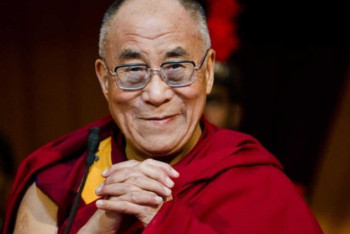 Фотография к новости: СМИ сообщили о госпитализации Далай-Ламы 