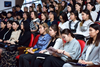 Фотография к новости: Электоральные права обсудили студенты Нур-Султана 