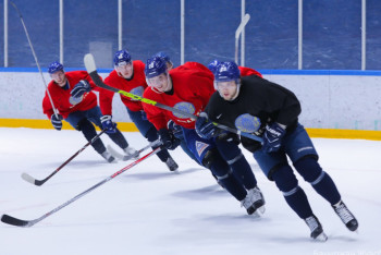 Фотография к новости:  Более 8 тысяч билетов продано на ЧМ по хоккею в Нур-Султане