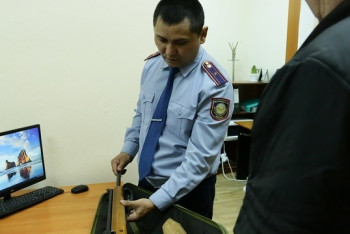 Фотография к новости: До 200 тысяч тенге смогут получить жители столицы за сдачу оружия