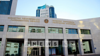 Фотография к новости: В Мажилисе презентовали законопроект о развитии бизнеса в Казахстане