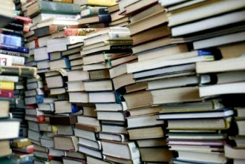 Фотография к новости: Проблему нехватки учебников решит цифровизация образования - МОН