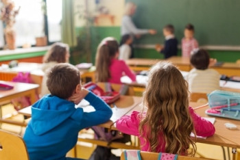 Фотография к новости: Больше 70 детских садов и 100 школ отремонтируют в Карагандинской области  