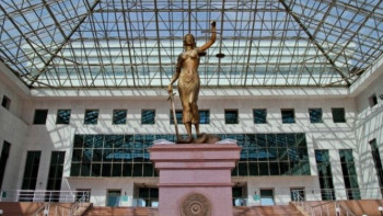 Фотография к новости:  Сериал о работе судей, основанный на реальных событиях, презентован в Астане