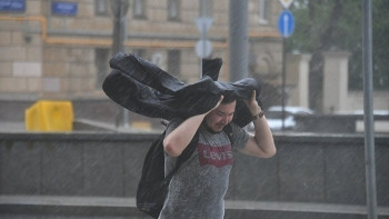 Фотография к новости: Штормовое предупреждение объявлено в двух регионах Казахстана
