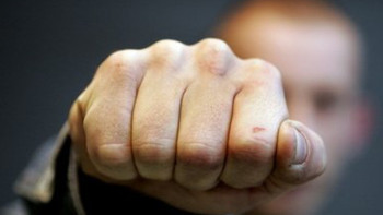 Фотография к новости: Кондуктор-подросток избил пассажира автобуса в Караганде