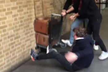 Фотография к новости: Попасть в Хогвартс пытался фанат Гарри Поттера