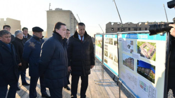 Фотография к новости: Мамин провёл совещание по строительству первоочередных объектов в Туркестане