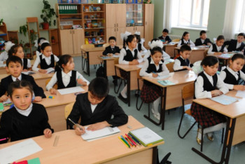 Фотография к новости: Почему не решается проблема трёхсменных школ, рассказал Сагадиев 