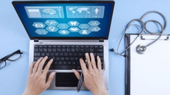 Фотография к новости: На электронный документооборот перешли поликлиники в ЗКО