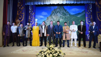 Фотография к новости: Акыны-импровизаторы Казахстана собрались на антикоррупционном айтысе в Кокшетау