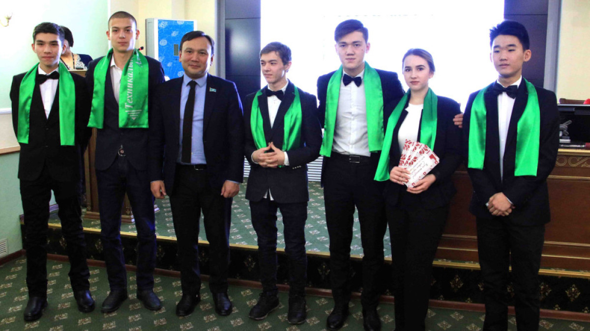  Руслан Канабеков