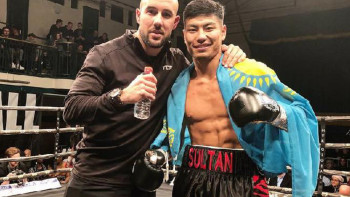 Фотография к новости: Казахстанский боксёр нокаутом выиграл четвертый бой в Лондоне