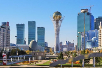 Фотография к новости: Байтерек подсветят красным цветом