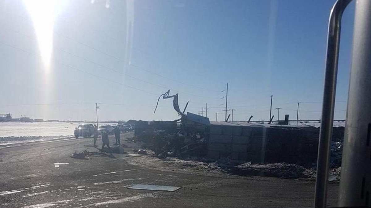  twitter.com/CompleteHkyNews