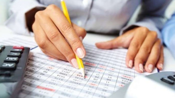 Фотография к новости:  Полицейские и военные Алматы задолжали налоговикам почти 14 млн тенге