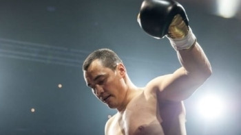 Фотография к новости: Казахстанский боксёр нокаутировал двухметрового боснийца в первом раунде 