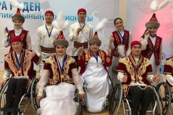 Фотография к новости: Танцоры на колясках из Кызылорды покорили Астану 