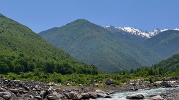 Фотография к новости: Миллион туристов побывали на озере Алаколь в 2018 году
