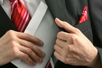 Фотография к новости: За взятку арестован начальник ГАСКа Северного Казахстана