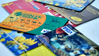 Фотография к новости: Количество держателей "платиновых" карт растёт в Казахстане