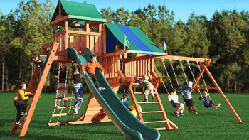 Фотография к новости: Новые требования по безопасности детских площадок установят в странах ЕАЭС